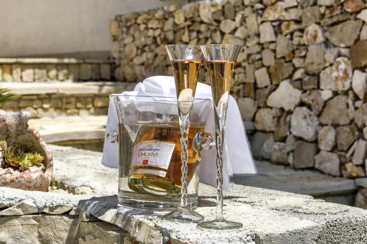 Appartamento Haus Lilli Mit Pool Ražanac Esterno foto